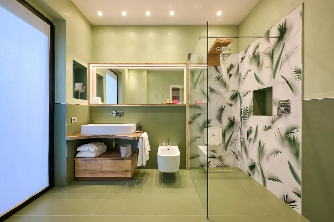 Like Home Boutique Hotel Azzano San Paolo 3*,