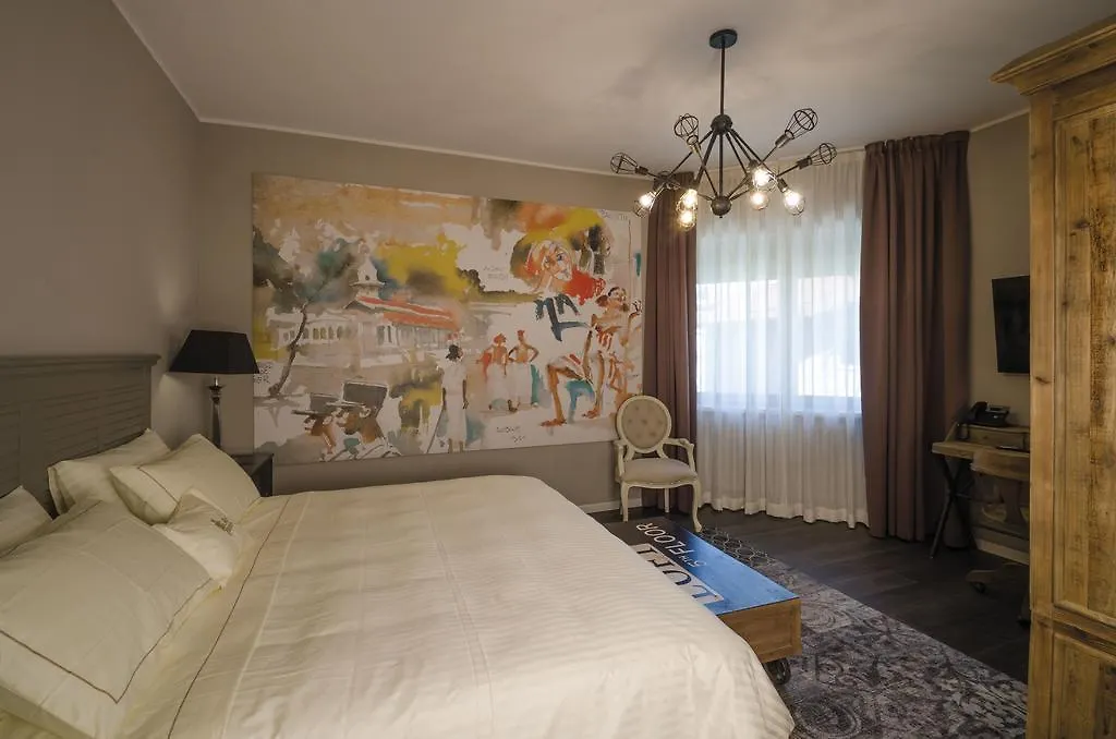 Like Home Boutique Hotel Azzano San Paolo 3*,