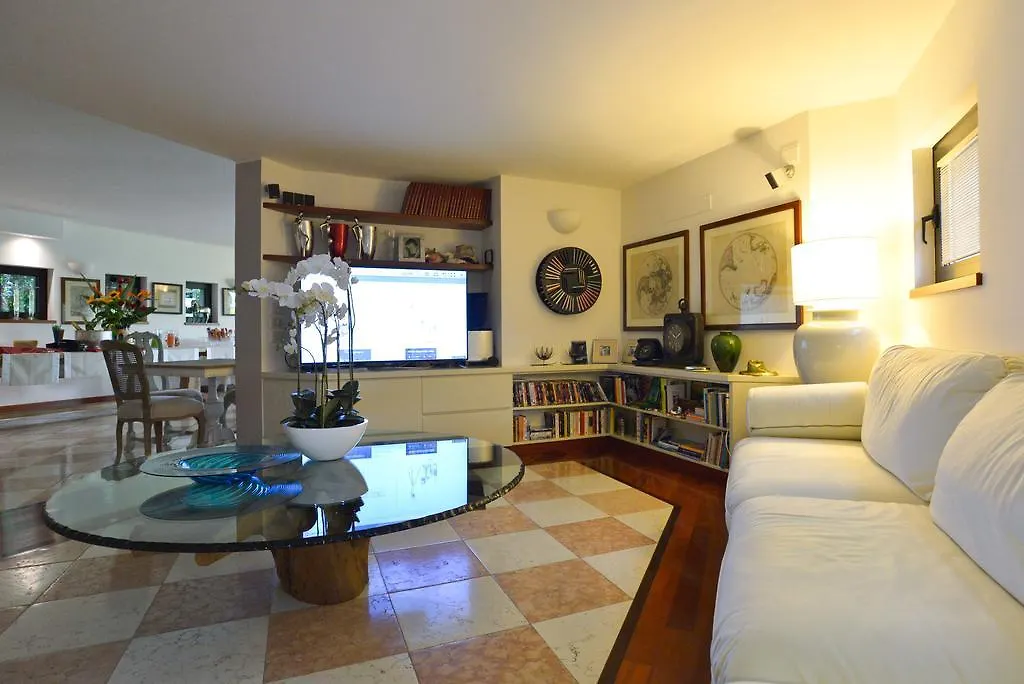 Like Home Boutique Hotel Azzano San Paolo 3*,  Italy