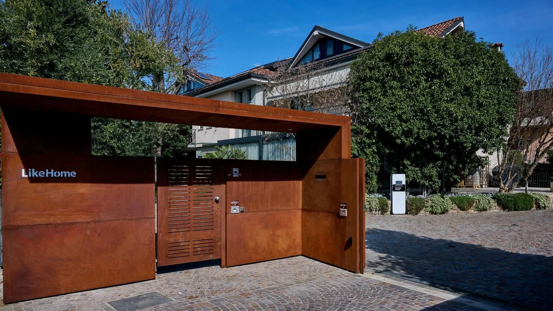 Like Home Boutique Hotel Azzano San Paolo